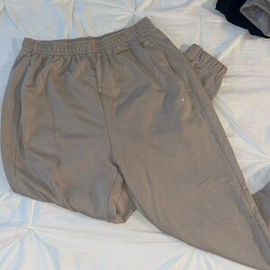 Whitney Simmons gymshark sweatpants